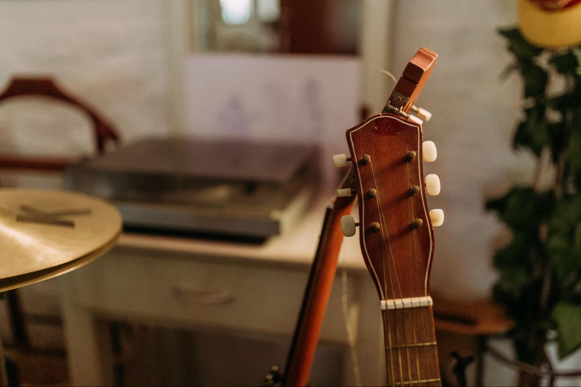 melendi tu jardin con enanitos acordes